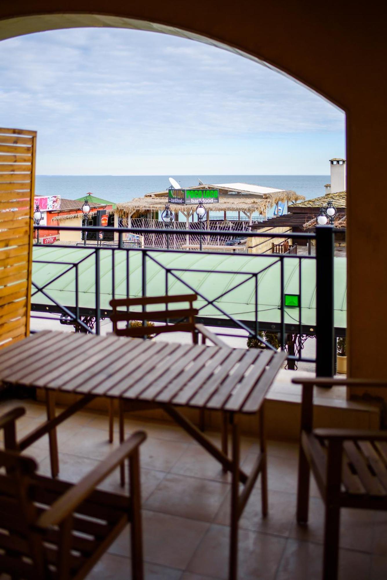 Sea View Rental Front Beach Golden Sands Exterior foto
